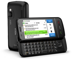 Nokia C6-00  -  удобство клавиатуры